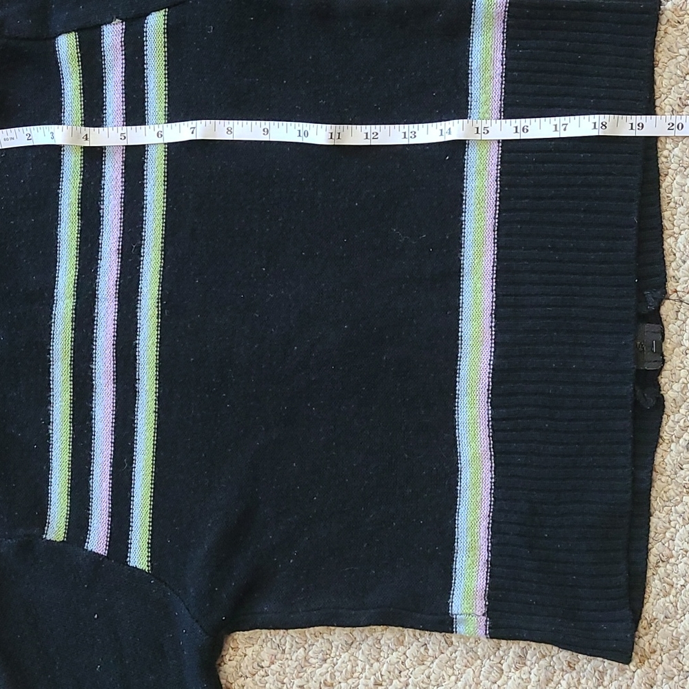 Lightweight Sweater - Picture 4 of 5